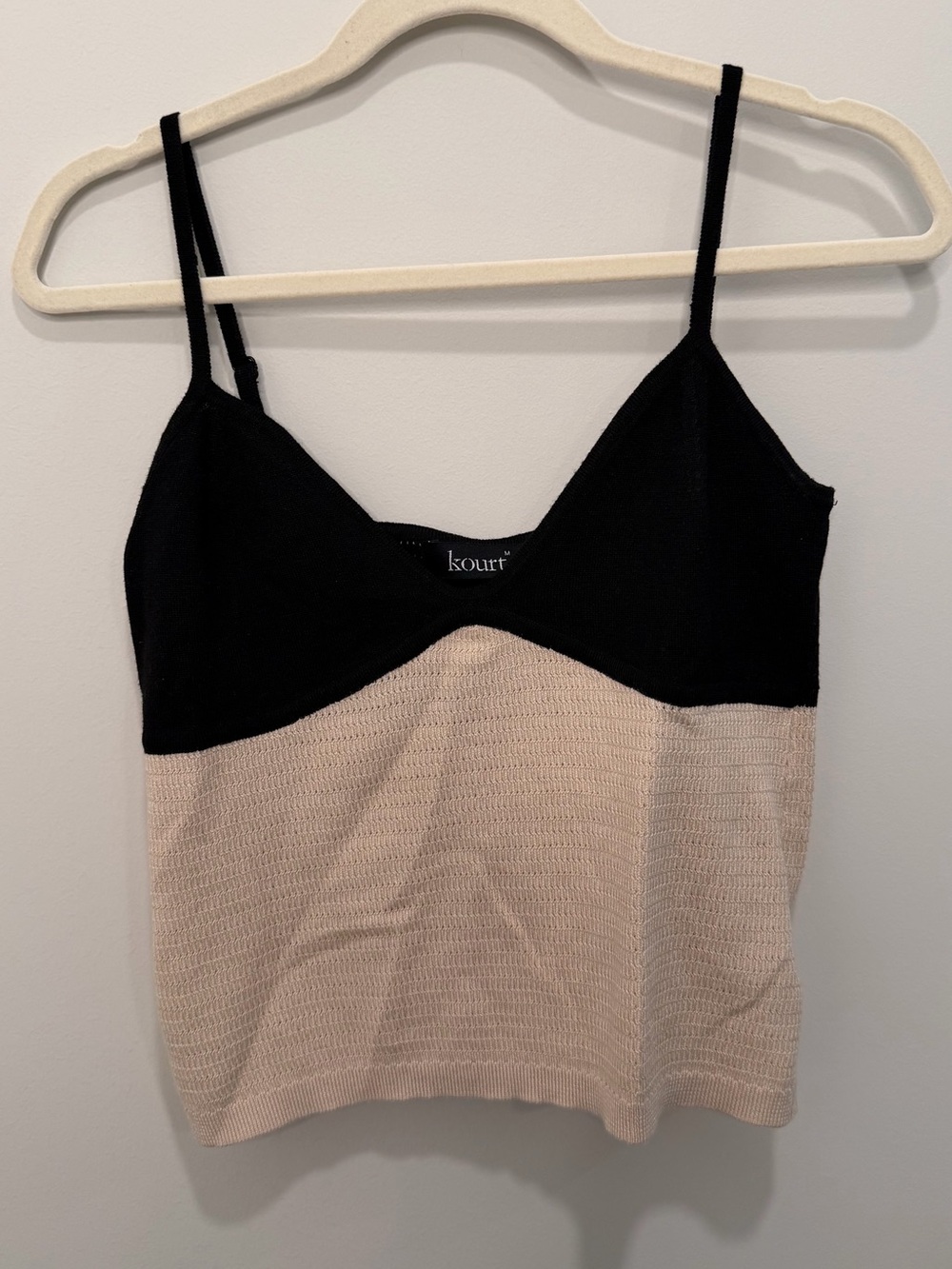 Kourt Black Beige Colorblock Knit Cami Tank Top Size Medium